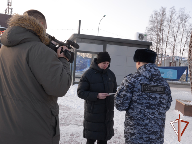 В Югре Росгвардия рассказала региональным журналистам о проведении ежегодной акции «Безопасный новый год»