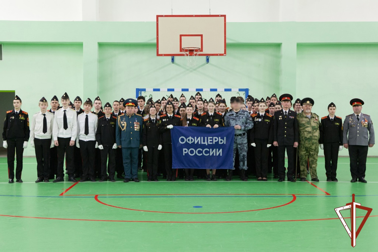 Офицер Росгвардии принял участие в торжественном открытии мероприятий, посвященных Году защитника Отечества в России
