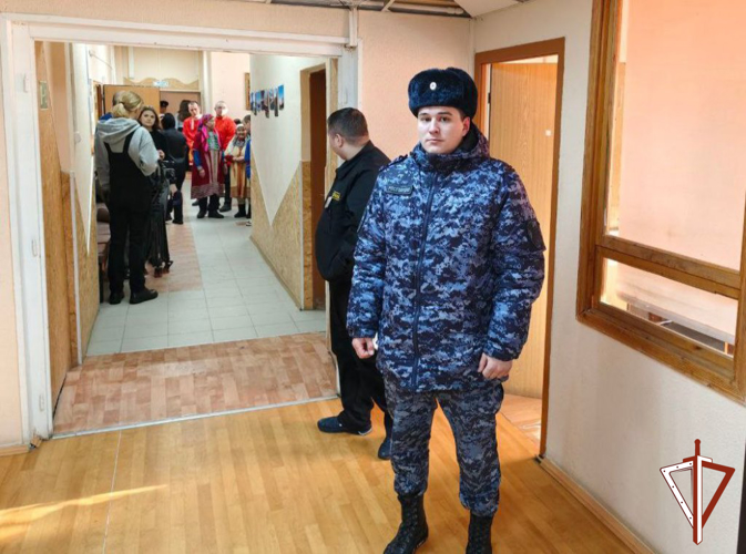 В Югре Росгвардия обеспечила безопасность граждан при проведении торжественных мероприятий в День защитника Отечества