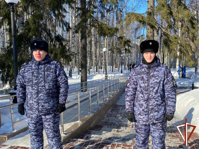 В Югре Росгвардия обеспечила безопасность граждан при проведении торжественных мероприятий в День защитника Отечества 