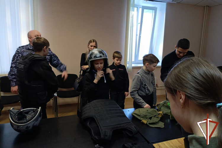В Югре прошли дни открытых дверей в подразделениях Росгвардии