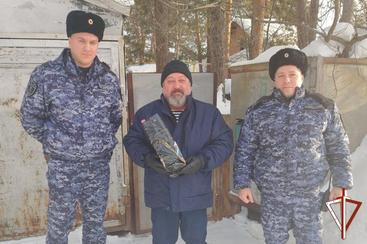 В Югре военнослужащие и сотрудники Росгвардии приняли участие в мероприятиях, посвященных Дню защитника Отечества