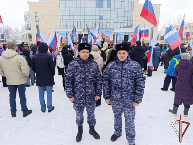 В Югре Росгвардия обеспечила безопасность праздничных мероприятий, посвященных Дню воссоединения Крыма с Россией 