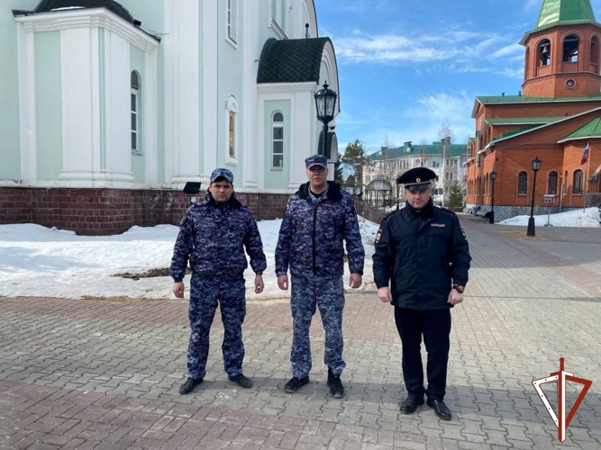 В Югре Росгвардия обеспечила правопорядок в период проведения  православного праздника Красная горка 