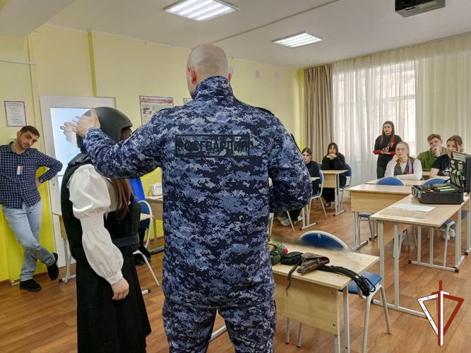 В Югре проходят мероприятия всероссийской акции «Каникулы с Росгвардией»