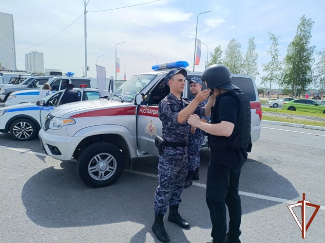 В Югре Росгвардия провела профориентационные мероприятия для  молодёжи на фестивале «Возрождение»