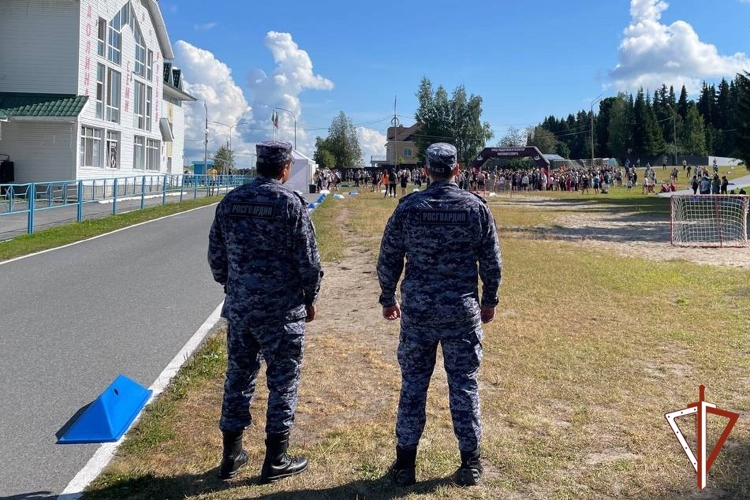 Росгвардия обеспечила безопасность участников спортивного забега в Югре