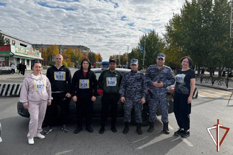 Росгвардия в Югре обеспечила правопорядок Всероссийского дня бега «Кросс нации»