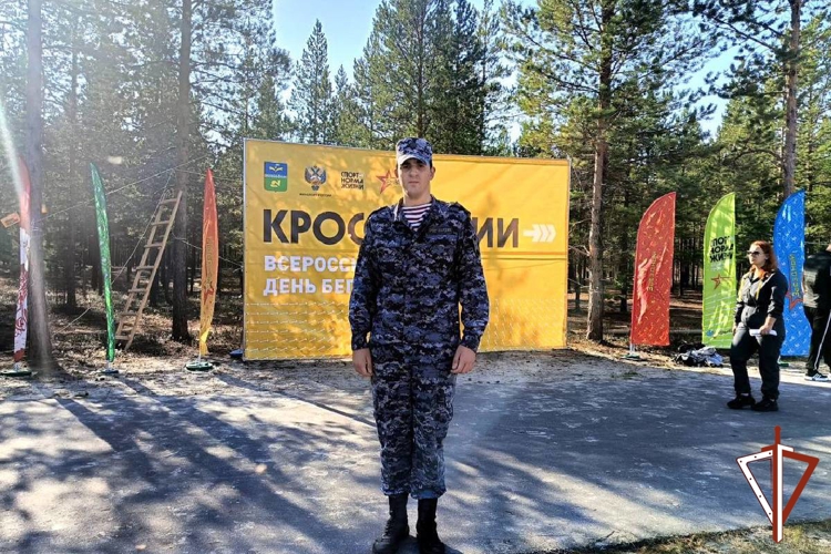Росгвардия в Югре обеспечила правопорядок Всероссийского дня бега «Кросс нации»