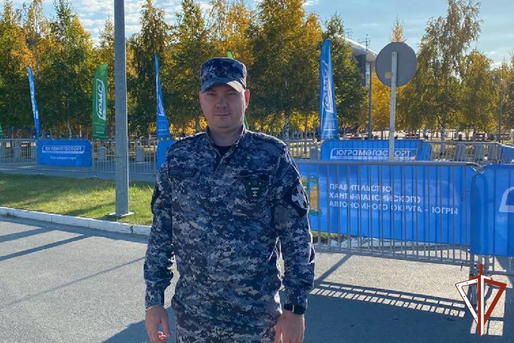 Росгвардия в Югре обеспечила правопорядок Всероссийского дня бега «Кросс нации»