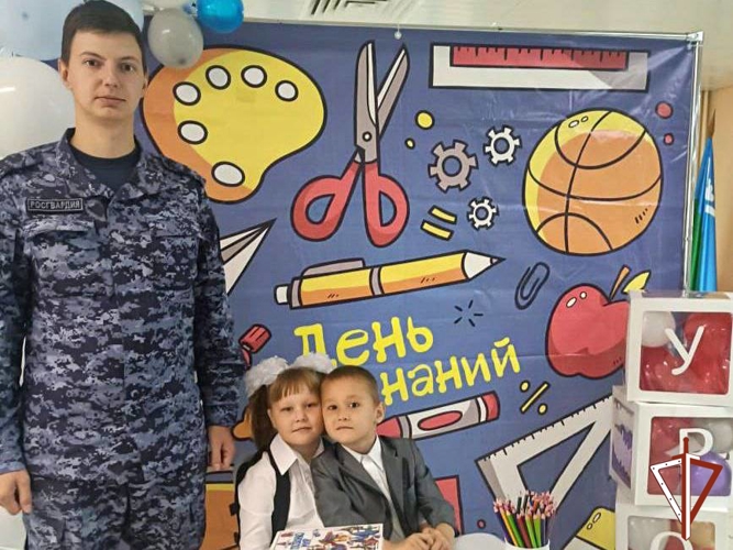 В Югре Росгвардия обеспечила безопасность мероприятий,  посвящённых Дню знаний  