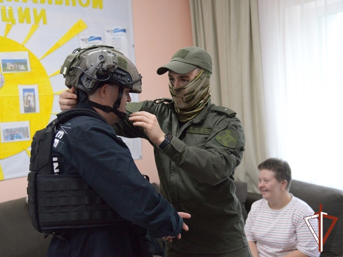 В Югре Росгвардия присоединилась к мероприятиям по случаю Дня солидарности в борьбе с терроризмом в Югре