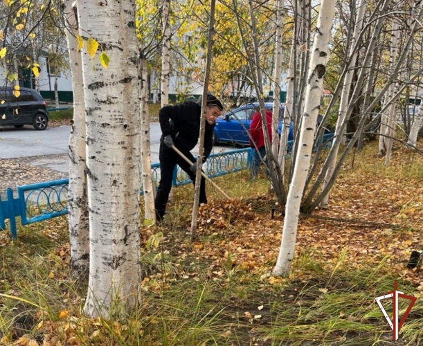 В Югре Росгвардия поддержала всероссийский экологический проект «Зеленая Россия»