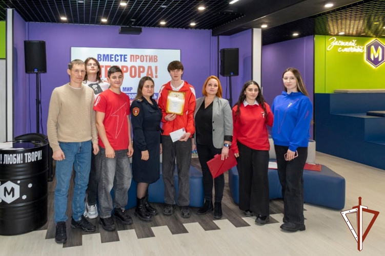В Югре Росгвардия проводит мероприятия по профилактике терроризма и экстремизма со школьниками