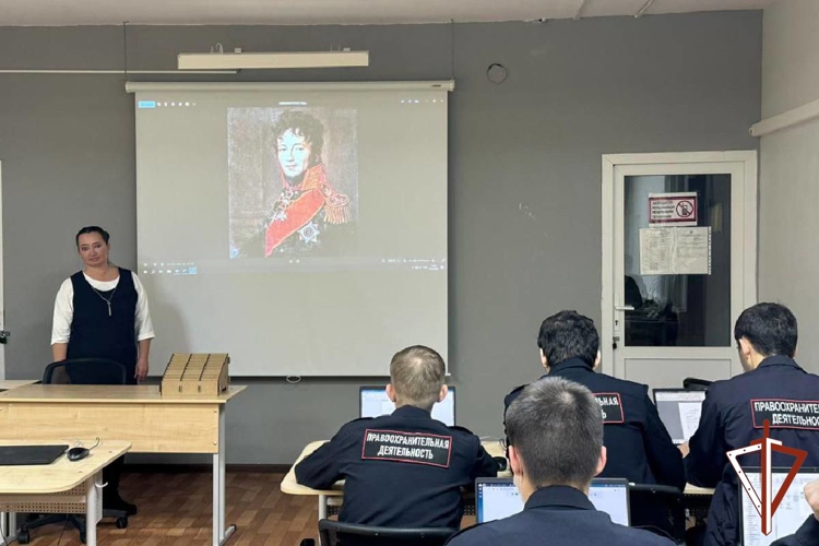 В Югре Росгвардия проводит патриотические мероприятия, посвященные дню рождения основателя ведомства Евграфа Комаровского