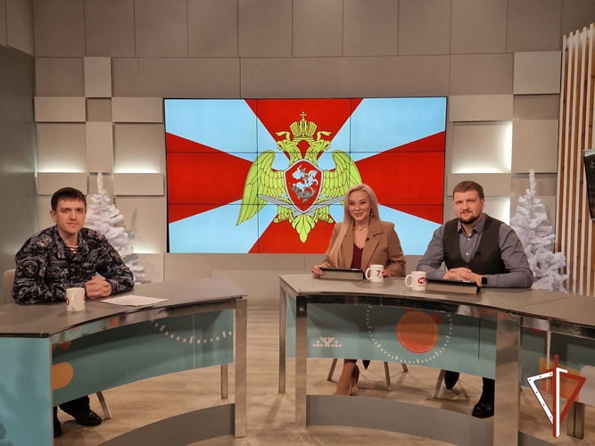 В Югре офицер Росгвардии принял участие в утренней программе, посвященной Дню психологических подразделений ведомства, на региональном телевидении  