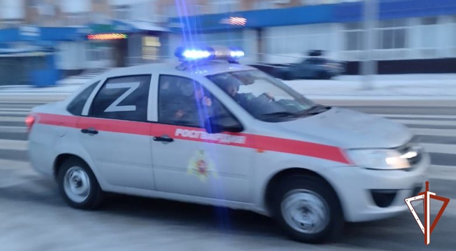 В Югре сотрудники Росгвардии задержали находящегося в  федеральном розыске правонарушителя