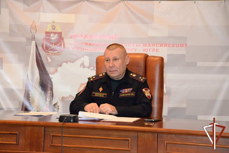 Безопасность празднования новогодних и рождественских праздников обсудили в Управлении Росгвардии по ХМАО — Югре