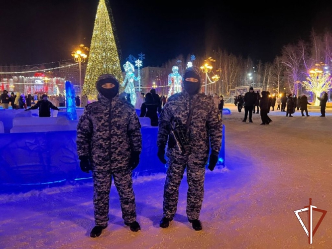 Росгвардейцы обеспечили безопасность в новогоднюю ночь в Югре