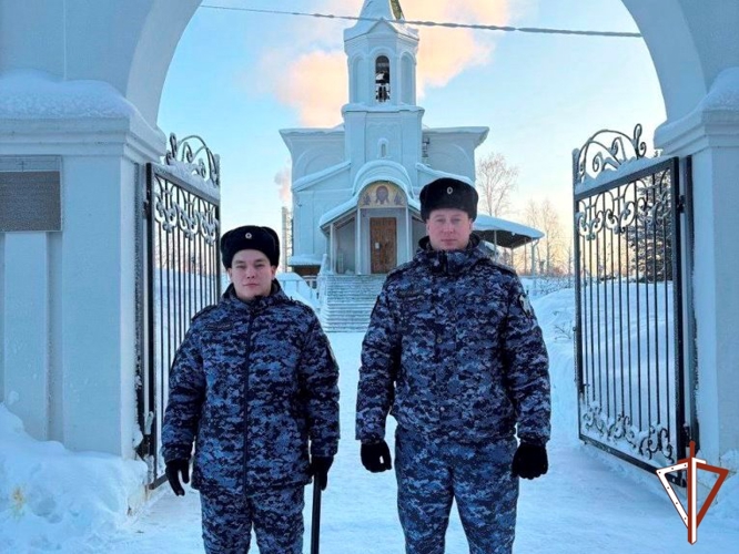 В Югре Росгвардия обеспечила безопасность во время празднования Крещения Господня