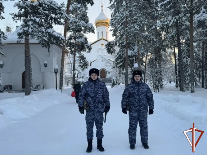В Югре Росгвардия обеспечила безопасность во время празднования Крещения Господня