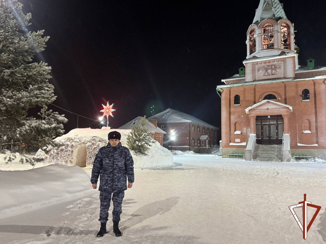 В Югре Росгвардия обеспечила безопасность празднования Рождества Христова