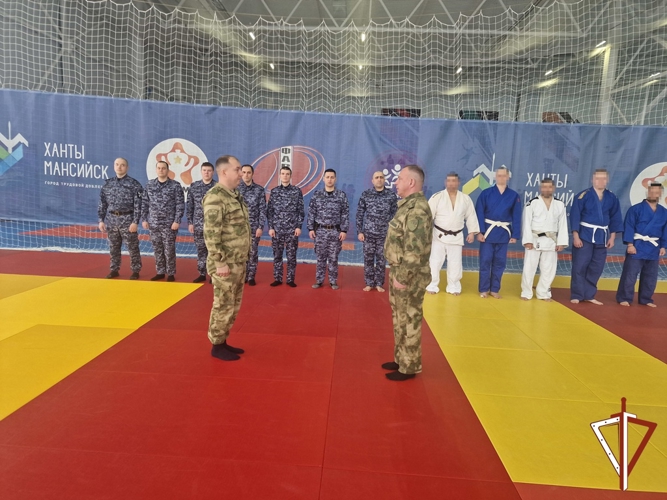 В Югре Росгвардия проводит профориентационные и спортивные мероприятия в преддверии празднования Дня защитника Отечества
