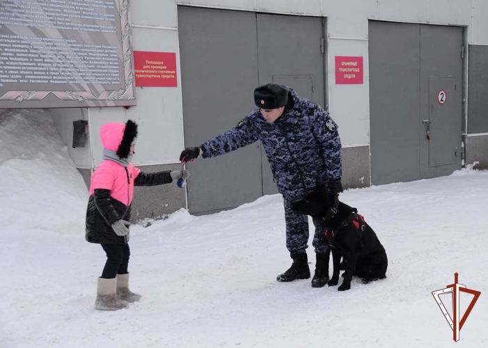 В Югре Росгвардия проводит профориентационные и спортивные мероприятия в преддверии празднования Дня защитника Отечества