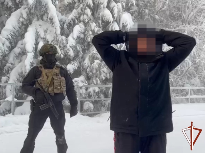 В Югре при содействии ОМОН Росгвардии задержан подозреваемый в получении крупной взятки (ВИДЕО)