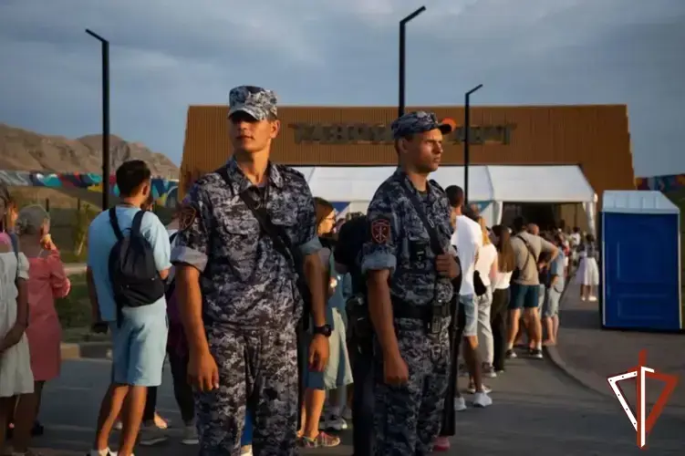 Полуостров Крым – под надежной защитой войск национальной гвардии Российской Федерации