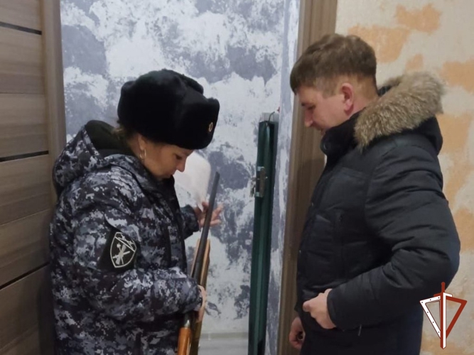 В Югре Росгвардия с начала года проверила почти 2400 владельцев гражданского оружия