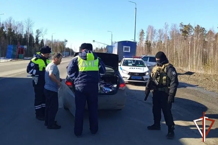 При участии ОМОН Росгвардии на автодорогах Югры прошло оперативно-профилактическое мероприятие «Анаконда»