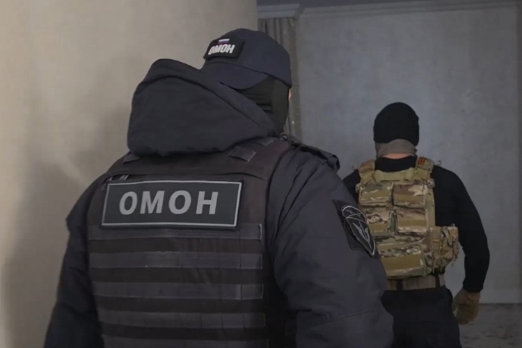 В Югре при силовой поддержке ОМОН «Стерх» Росгвардии пресечена деятельность группы, организовавшей хищение более 1 млрд бюджетных средств (ВИДЕО)