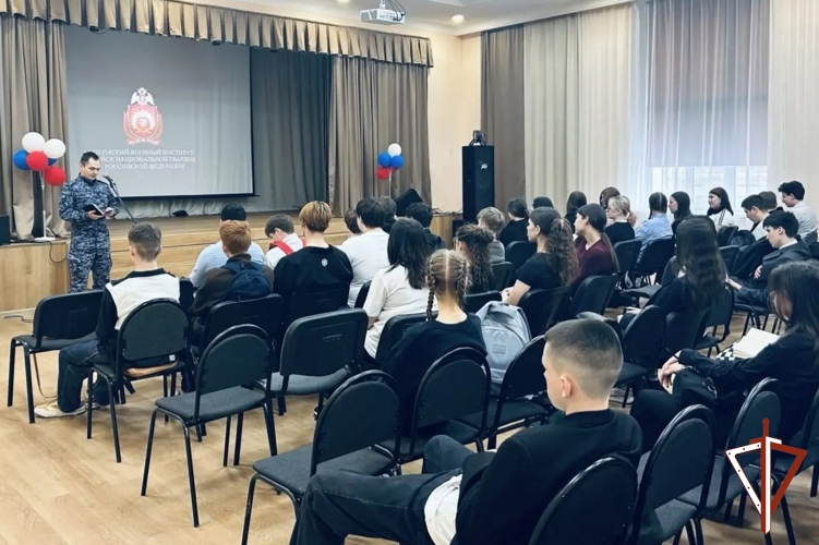 Росгвардия проводит профориентационные мероприятия в образовательных учреждениях Югры