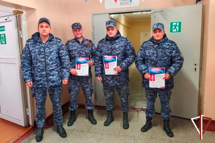 Росгвардия в Югре приняла участие в международной акции «Диктант Победы»