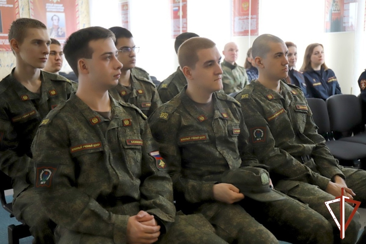 Росгвардия в Югре приняла участие в международной акции «Диктант Победы»