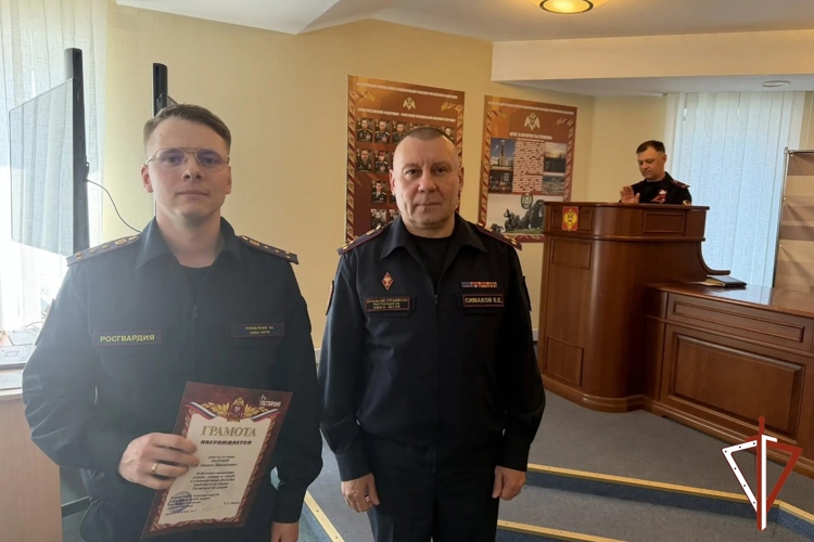 В Югре военнослужащие и сотрудники Росгвардии приняли участие в торжественных мероприятиях, посвященных Дню Победы