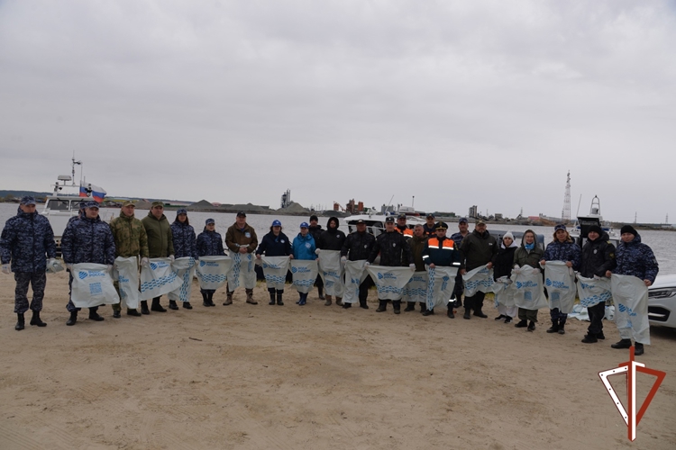 В Ханты-Мансийске росгвардейцы присоединились к всероссийской акции «День без сетей»