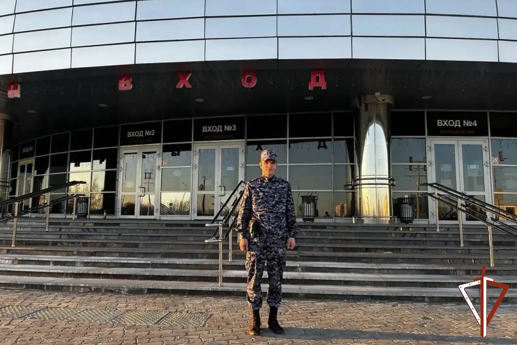 В Югре Росгвардия обеспечила правопорядок при проведении хоккейных матчей ВХЛ