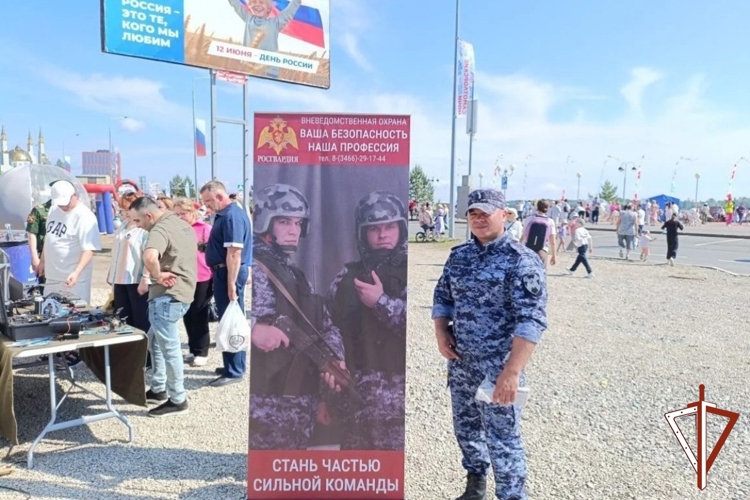 В Югре Росгвардия рассказала журналистам и жителям региона о том, как поступить на службу в войска правопорядка (ВИДЕО)