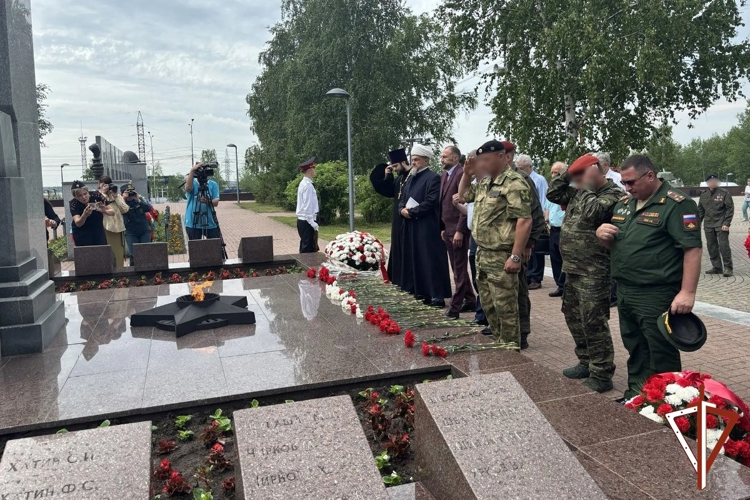 В день памяти и скорби Росгвардия почтила память участников Великой Отечественной войны в Югре