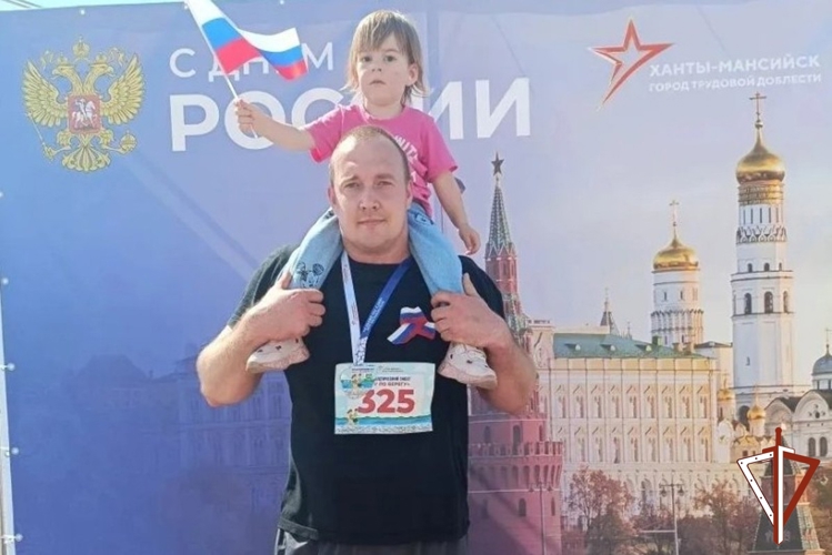 В Югре Росгвардия накануне Дня России поддержала всероссийские и региональные акции   