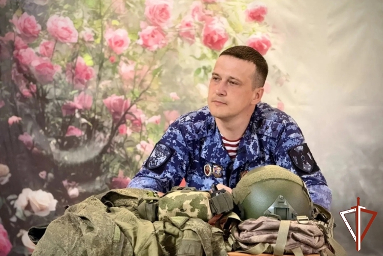 В рамках акции «Каникулы с Росгвардией» сотрудники ведомства провели патриотические встречи и тактические тренировки для юных югорчан