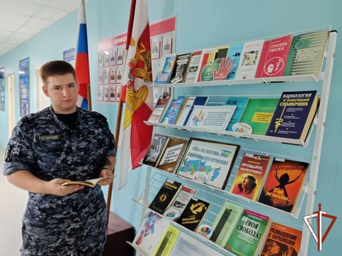 В Югре Росгвардия провела мероприятия ведомственной акции «Каникулы с Росгвардией» для студентов и школьников