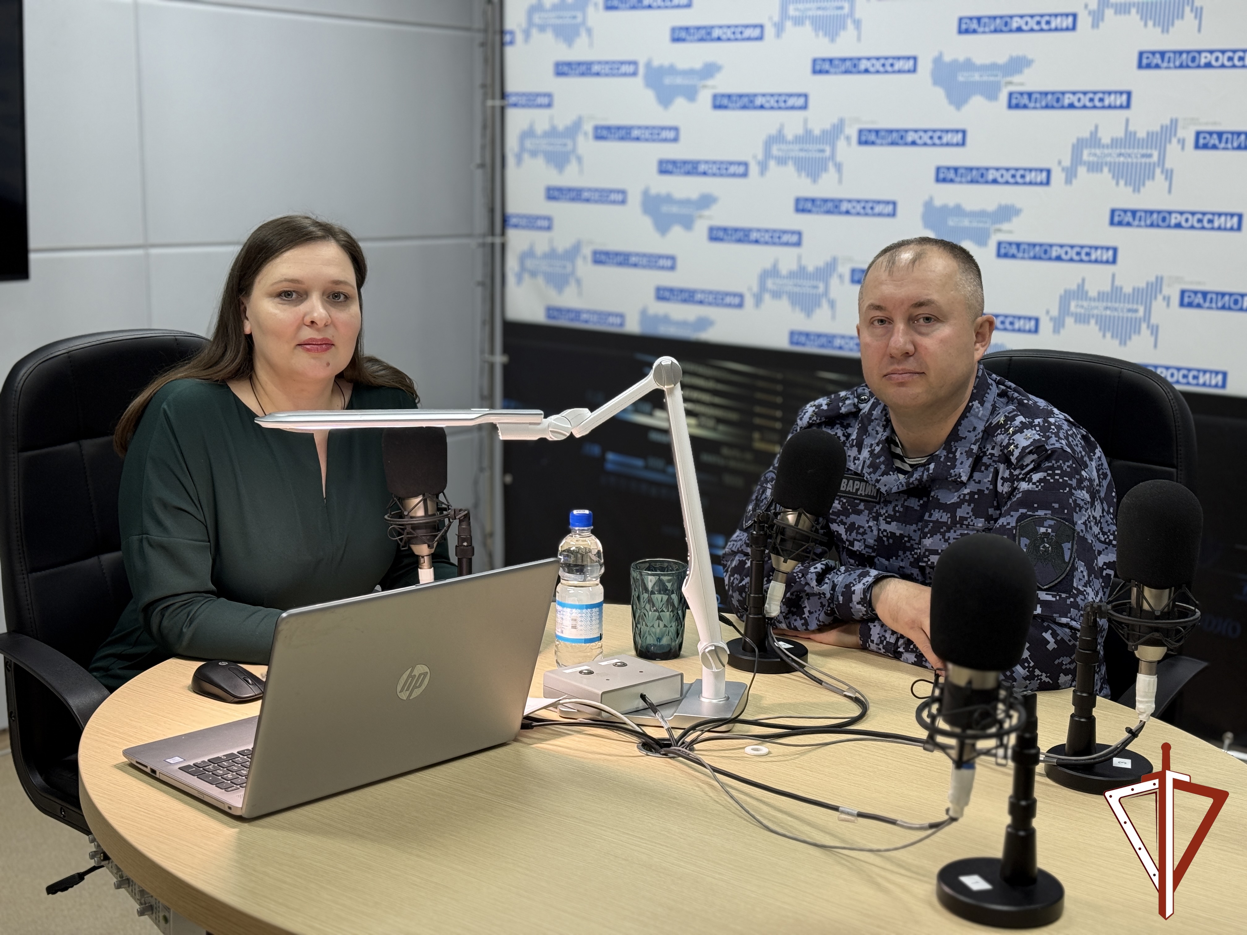 В Югре офицер физподготовки Росгвардии стал участником ведомственной радиопрограммы «Росгвардия. Всегда на страже»