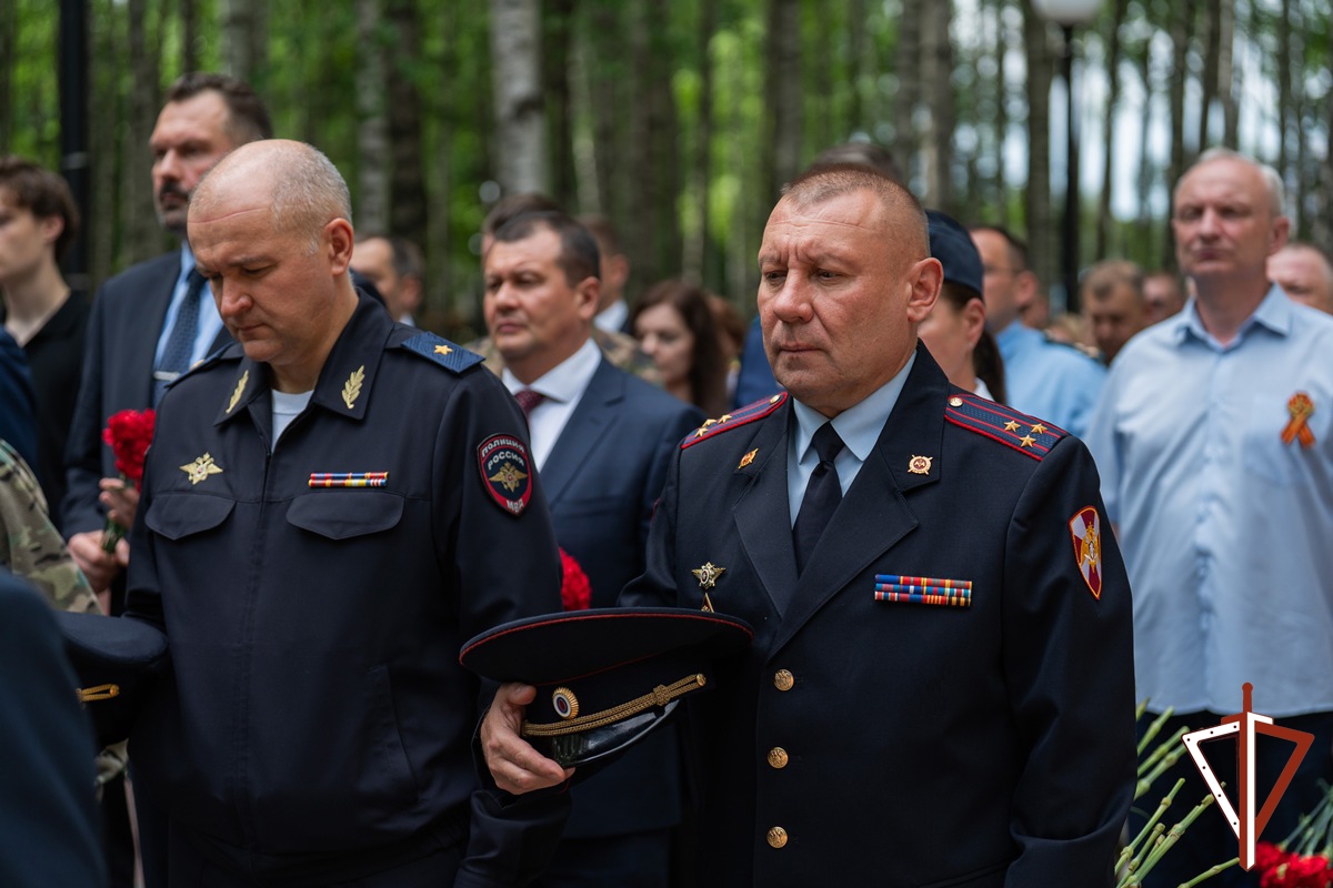 В день памяти и скорби Росгвардия почтила память участников Великой Отечественной войны в Югре