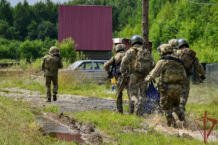 В Уральском округе Росгвардии определили лучшие группы разминирования