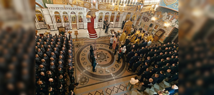 В День Крещения Руси в Князь-Владимирском храме – Главном храме Росгвардии состоялся праздничный молебен с крестным ходом (видео)