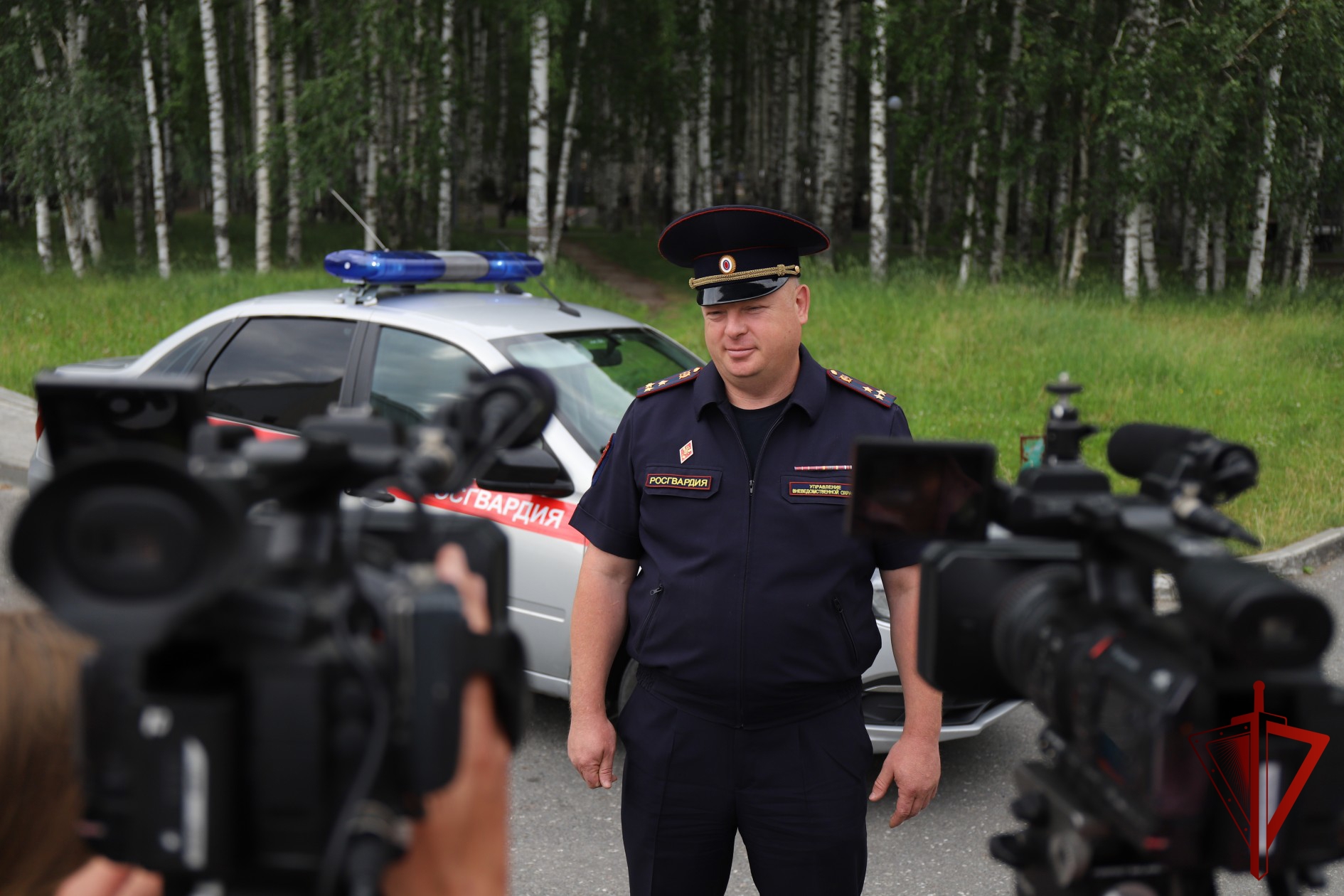 В Югре офицеры Росгвардии выступили в эфире теле- и радиопрограмм
