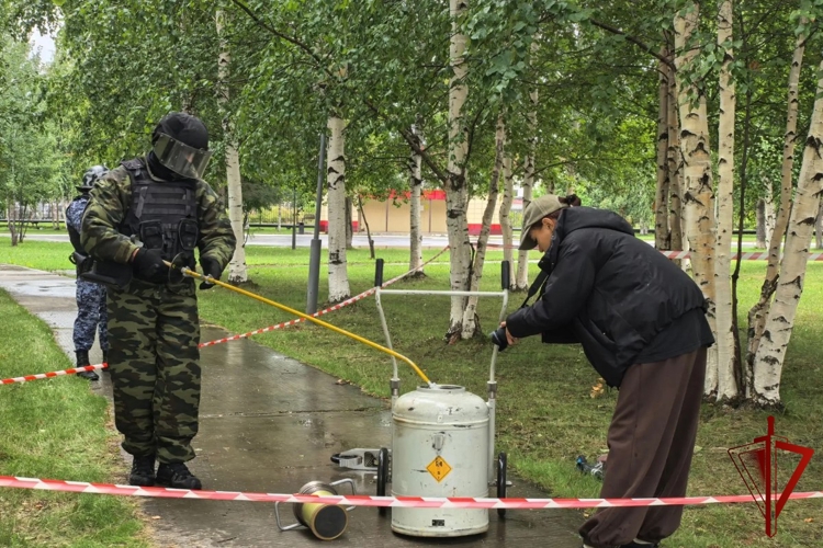 В Югре Росгвардия проводит профилактические мероприятия по противодействию терроризму в преддверии учебного года